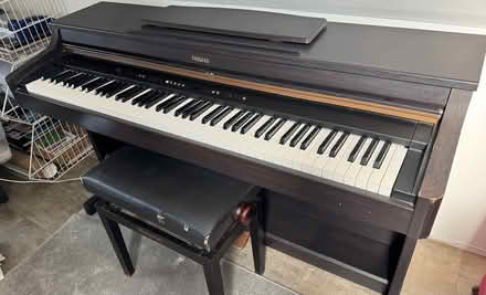 Photo of free Electric Piano, full size keyboard (Tunstall, IP12) #1