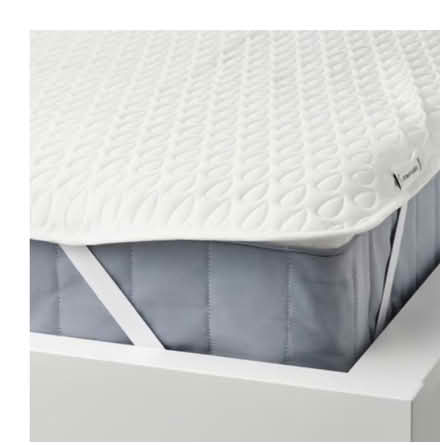 Photo of Mattress protector for double bed (Islington, highgate st.) #1