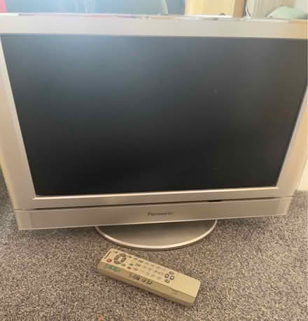 Photo of free TV spares or repair (Greenhill DY10) #1