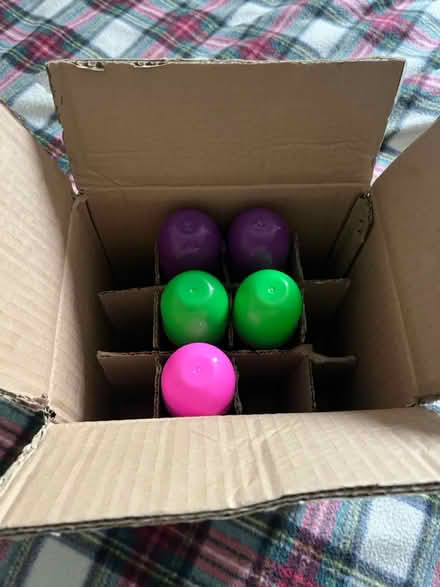 Photo of free Half used silly string (Tooting SW17) #2