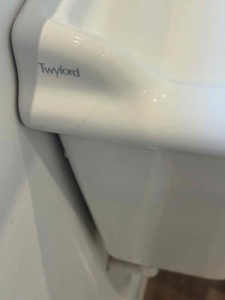 Photo of free Bathroom basin (West horsley KT24) #3