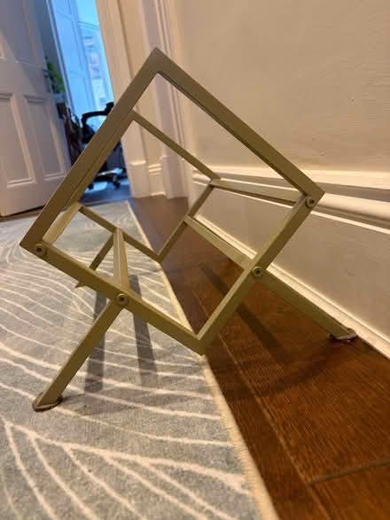 Photo of free Vinyl holder (Morningside) #1