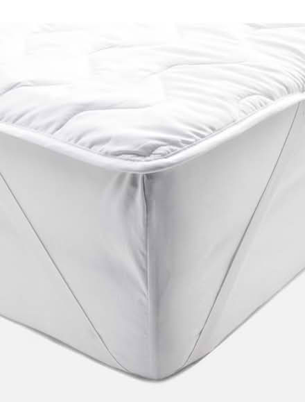 Photo of Mattress protector for double bed (Islington, highgate st.) #3