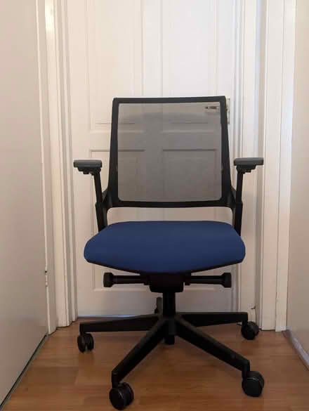 Photo of free Chair (Finchley central N3) #1