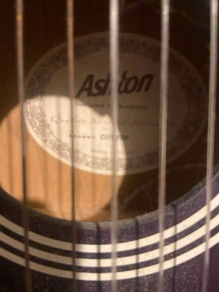 Photo of free Ashton 3/4 guitar (BN19DA) #3