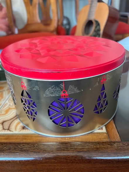 Photo of free Empty biscuit/cake tins (Cuxton ME2) #2