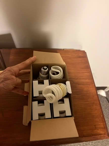 Photo of free CFL lightbulbs (Old ottawa south) #1
