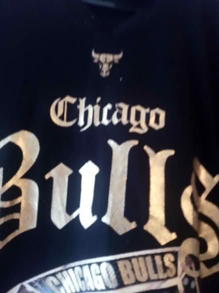 Photo of free Nba bulls top large (Ashhill walk Bd47jf) #2