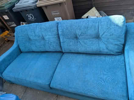 Photo of free Three seater and single sofas (LU3 4DW) #2