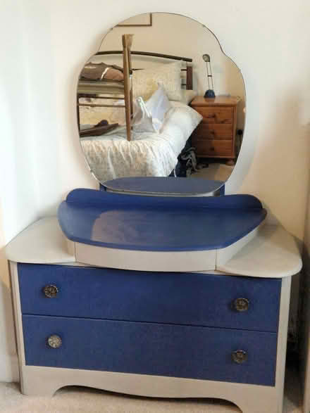 Photo of free Dressing table (Bear Flat BA2) #1