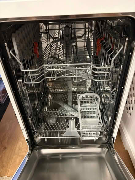 Photo of free Hotpoint Slimline Dishwasher (Swarland NE65) #2