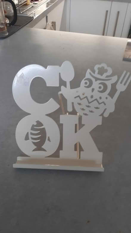 Photo of free cook book stand (peacehaven BN10) #3