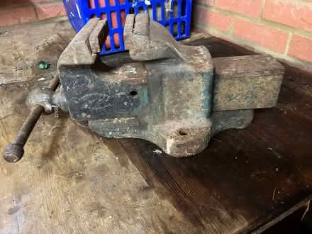 Photo of free Bench Vice - Vintage for refurbishing (Everton SG19) #2