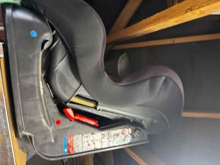 Photo of free Child’s Car Seat (Llanwern NP18) #1