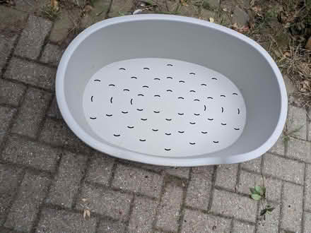 Photo of free Dog bed plastic (Kentish Town NW5) #1