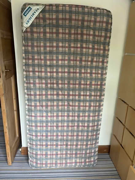 Photo of free 3' single mattress (Teddington TW11) #2