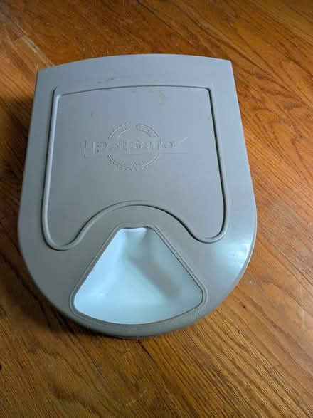 Photo of free Pet feeder (Dundalk) #1
