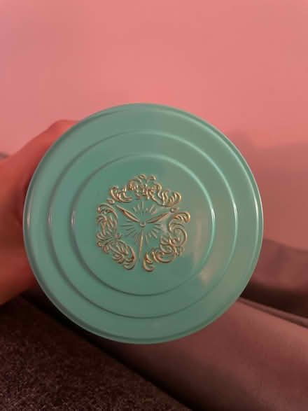 Photo of free Empty Fortnum & Mason Biscuit Tin (Battersea Rise SW11) #2