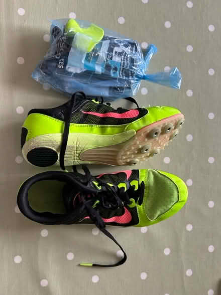 Photo of free Women’s track & field spikes (Toddington LU5) #1