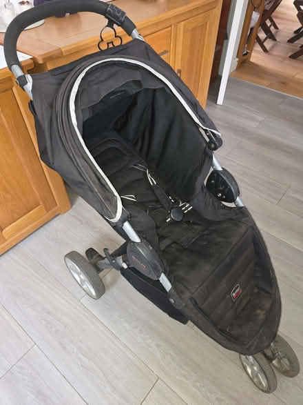 Photo of free Britax 3.wheel pushchair (Loughton MK5) #2