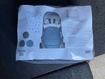 Photo of free Uppababy cruz Pram (Off blackhorse lane SG4 9) #4