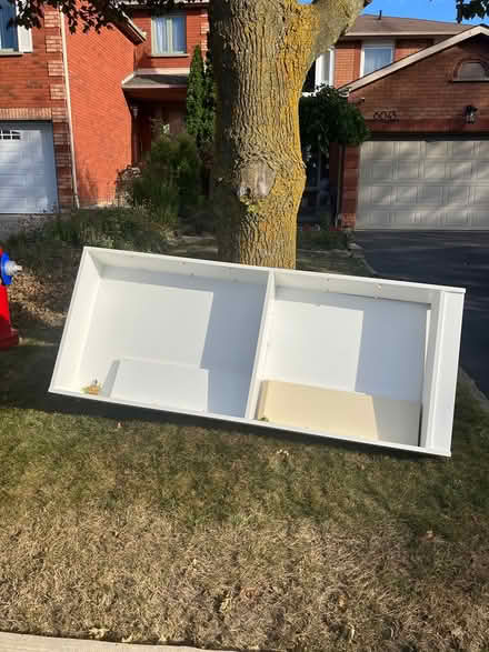 Photo of free NOT MINE … bookcase Curb alert (Britannia/Terry Fox) #1