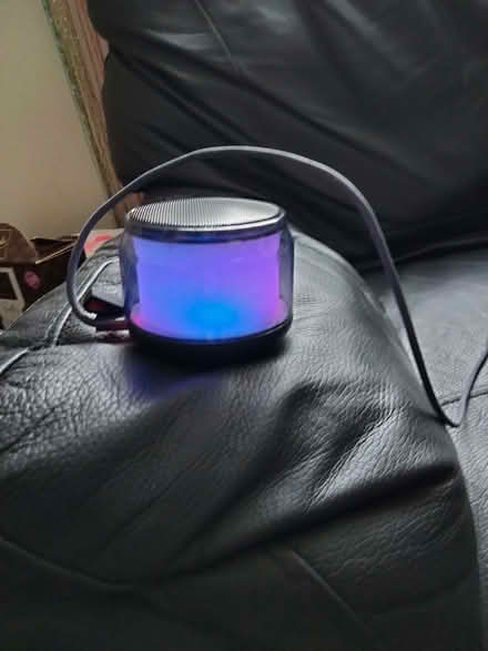 Photo of free Bluetooth Speaker (Cashes Green GL5) #1