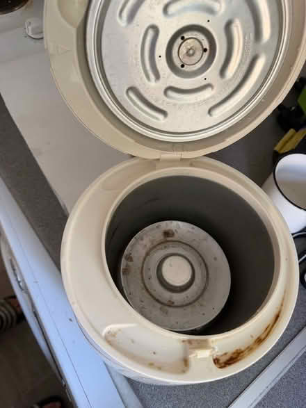 Photo of free Rice cooker (Deptford SE8) #2