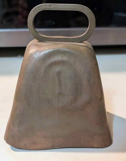 Photo of free old small farm animal bell (Anna st in Teaneck) #1