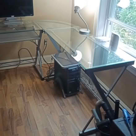 Photo of free 3-sections tempered glass desk (Ledyard, CT) #2