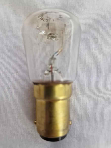 Photo of Small pygmy bayonet bulb 15 watts (Walsall, WS1) #1