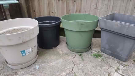 Photo of free Plant pots (Chislehurst BR7) #1