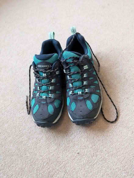 Photo of free Trainers (Callowell GL5) #1