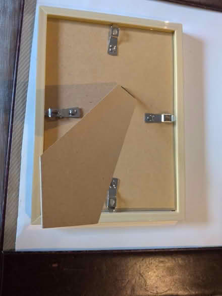 Photo of free Picture frame (Chesham HP5) #2