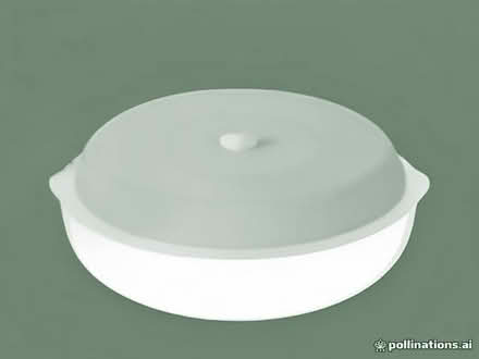 Photo of 30cm round tampered glass saucepan lid (Woodberry Down Estate N4) #1