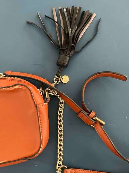 Photo of free Guess smalll bag (Old Winsdor SL4) #4