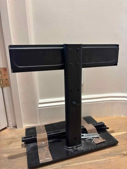 Photo of free Freestanding TV bracket (North Kensington W10) #3
