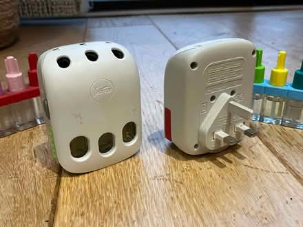Photo of free Febreze Plug-In Air Freshener (Rotherhithe SE16) #2