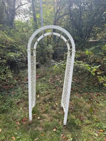 Photo of free Garden trellis/arbor (Brighton) #1