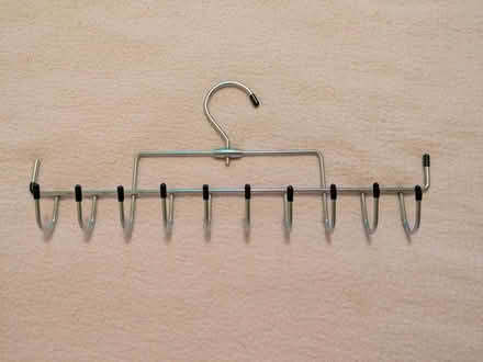 Photo of free Multi-Item Hanging Rack (El Cerrito Plaza) #2