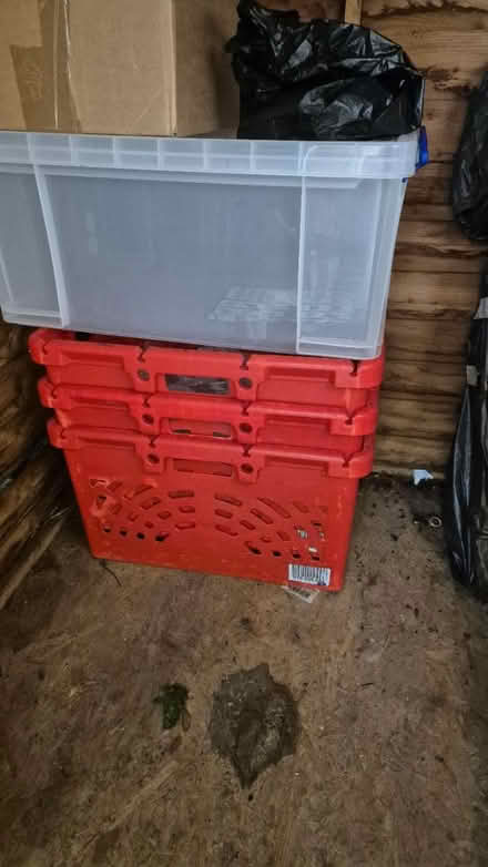 Photo of free Boxes, and garden storage (Tw77jf) #1