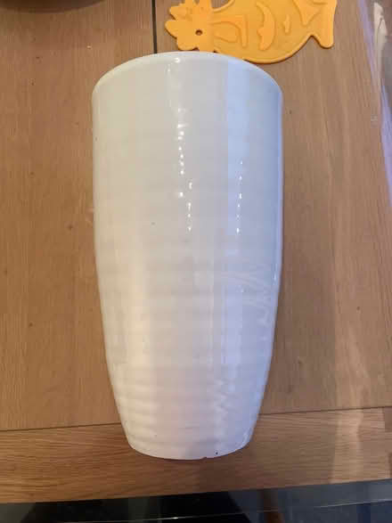 Photo of free Vase (Folly hill GU9) #1