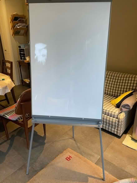 Photo of free Flipchart stand (De Parys MK40) #1