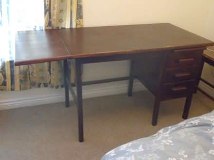 Photo of free Wooden Desk (Broomhill S10) #2