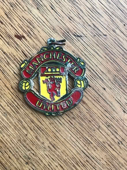 Photo of free Manchester United badge (Crewkerne) #1