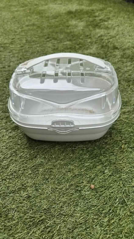 Photo of free Small rodent carry case (Ashford TW15) #1