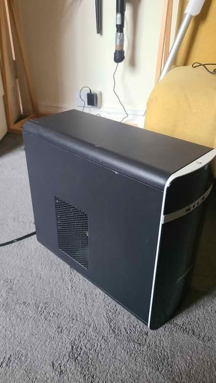 Photo of free CPU tower Zoostorm + motherboard (Kilburn NW2) #2