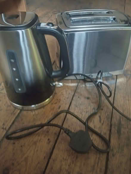 Photo of free Used Russell Hobbs 2 slice toaster and kettle (Lower Wortley LS12) #1
