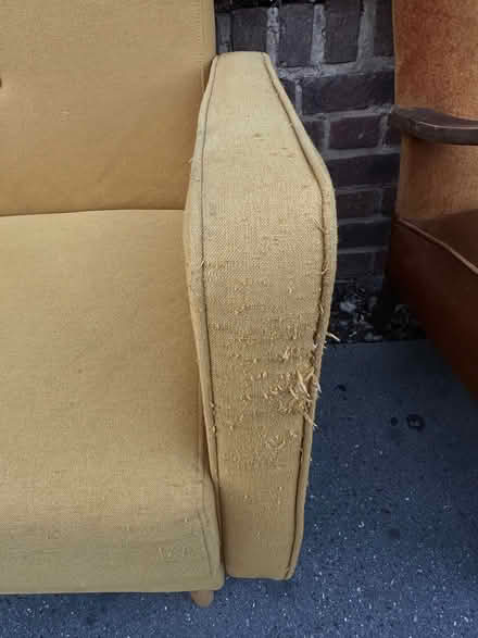 Photo of free MCM click clack sofa bed (10 Oliver Grove - SE256EH) #2