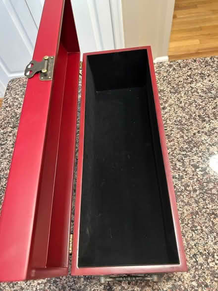 Photo of free Cute storage box (Brookeville -Georgia/Gold Mine) #3